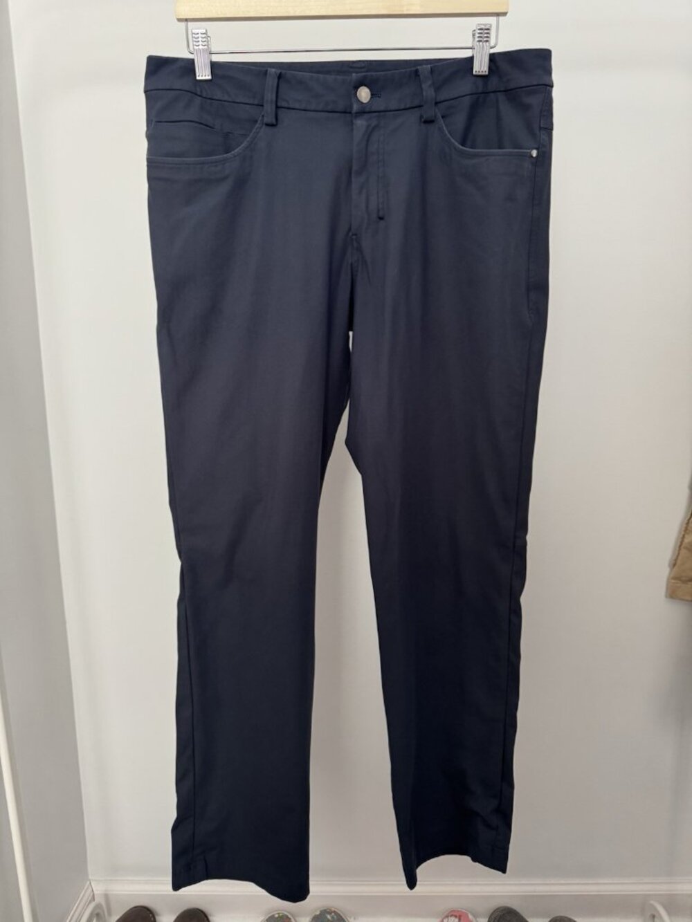 Lululemon 5-Pocket Pants Men's 34W Navy Blue ABC-Style Stretch Chino